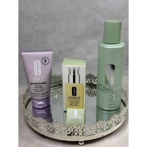 Clinique lot Includes Clarifying Lotion, All About Clean & All About Eye. ￼